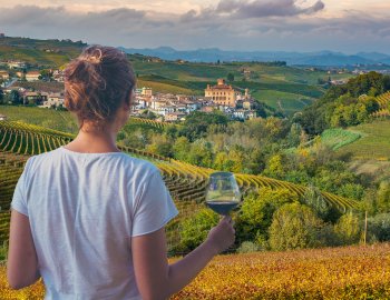 Weingenuss im Piemont © photomaticstudio - stock.adobe.com