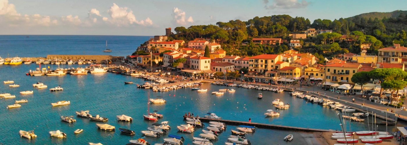 Blick auf Marina di Campo